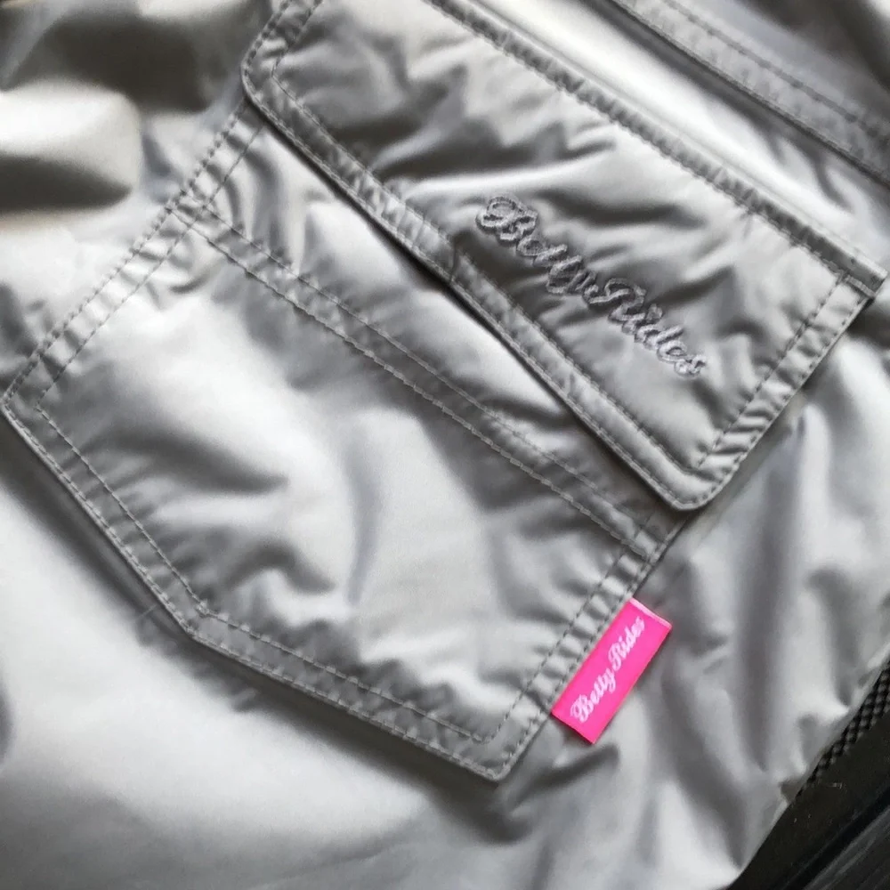 Betty Rides (L) snowboard Classic Rocker - Picture 15 of 16